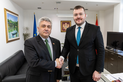 Проведена среща между посланик Стефан Димитров и г-н Момо Копривица, заместник-министър председател на Черна гора