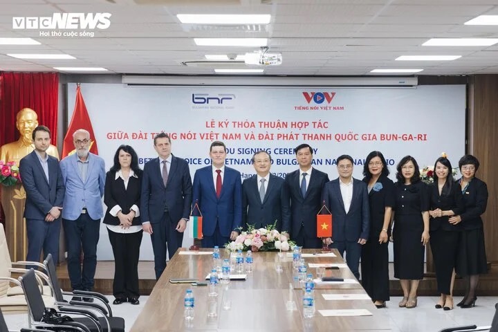 Подписване на Меморандум за сътрудничество между Радио „Гласът на Виетнам“ (VOV) и Българското национално радио (БНР)