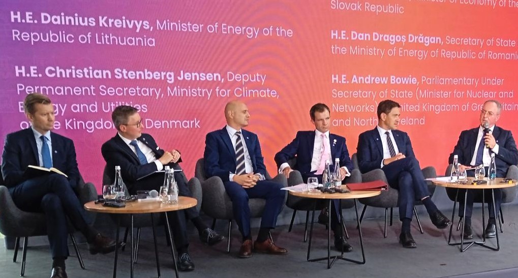 Във Варшава бе проведена международна конференция на тема „Енергийната сигурност след 2023 г. – постигането на зимна готовност в турбулентни времена"