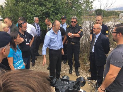 Посещение на български специализирани спасителни части и представители на правителството на Република България в Република Македония, по повод наводнението от 6 юли 
