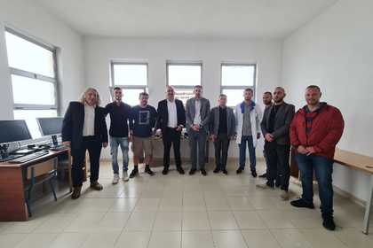 Откриване на първата компютърна зала в с. Запод, област Гора, Албания