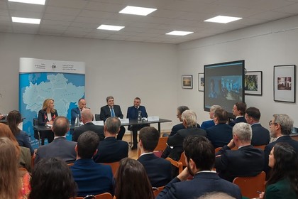 Участие на Посланик Найденова-Господинова в панелна дискусия "Бъдещето на Шенгенското пространство: търсене на възможности за разширяването“  