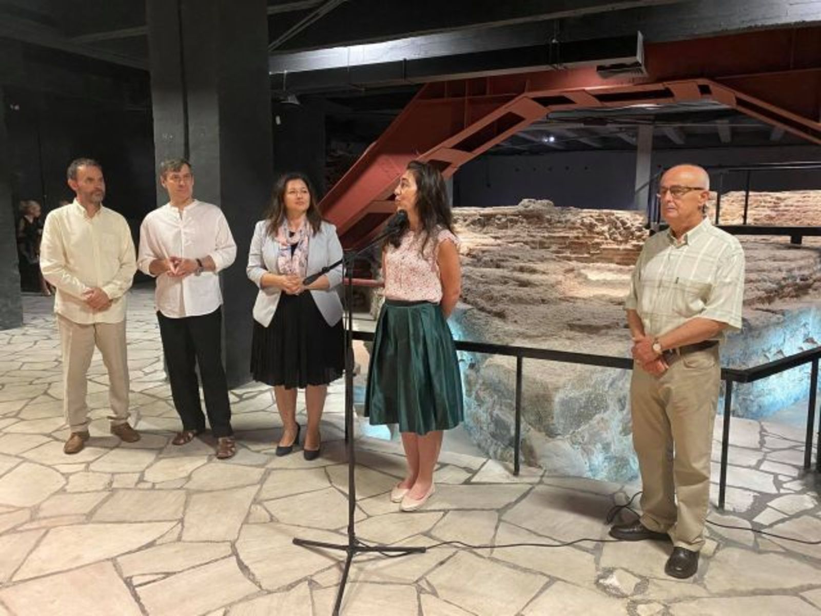 THE EXHIBITION "EQUILIBRIUM / EQUILIBRIUM: LYRIC AND EXPRESSIVE" BY VASSILEN VASEVSKI AND ALEXANDER TELALIM GATHERED A LARGE AUDIENCE IN THE TRIANGULAR TOWER OF SERDICA