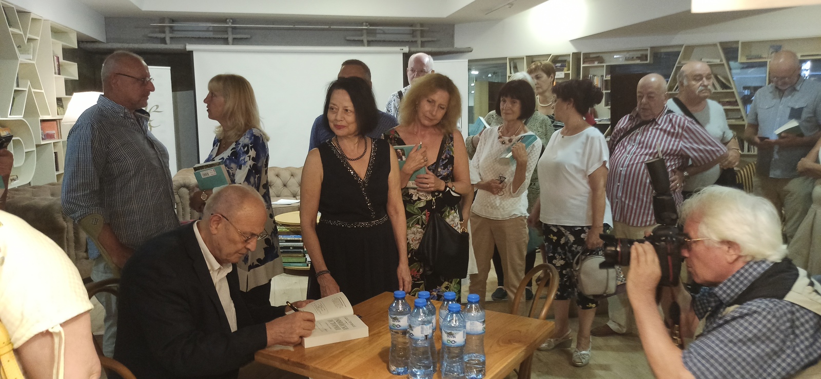 Новата книга на проф. Кирил Топалов "Софийски истории" – среща на литературата с дипломацията