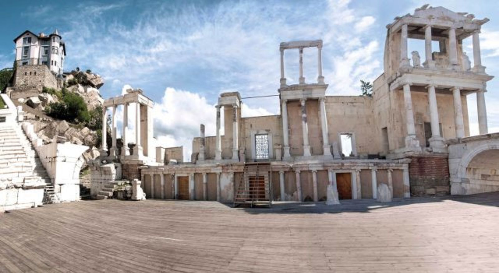 The Photo Exhibition "Bulgarian Cities - Antiquity that Lives" in Turin