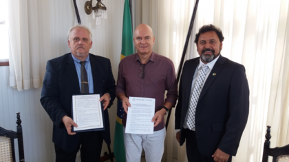Подписване на Меморандум за сътрудничество между Община Карлово и Община Барбасена, Бразилия