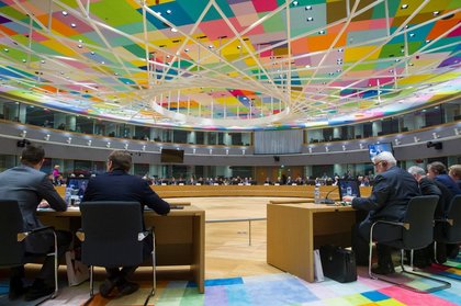  	 Министрите на отбраната на страните-членки обсъдиха глобалната стратегия в областта на сигурността и отбраната на ЕС
