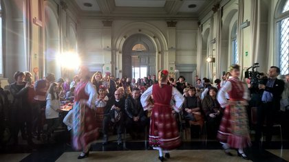 Балканска пролет в бяло и червено в Милано