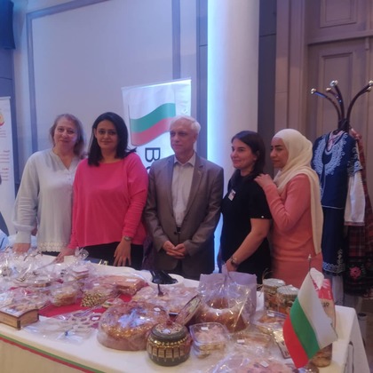 Посолството на България в Дамаск взе участие в организирания от Дипломатическия клуб на Сирийска арабска Република ежегоден Коледен международен благотворителен базар