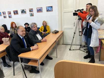 В Нишкия университет бе открита напълно оборудвана учебна зала за симултанен превод