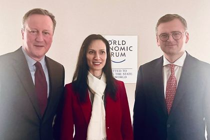 Mariya Gabriel at meeting in Davos with Foreign Ministers Dmytro Kuleba and Lord David Cameron 
