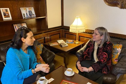 Среща на посланик Иванова със заместник-министъра на регионалното развитие и благоустройството Ангелина Бонева 