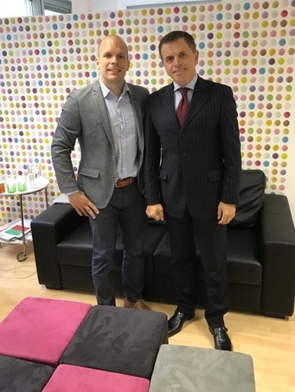 Посланик Димитър Абаджиев посети българо-словенската старт-ъп фирма „Doctrina”