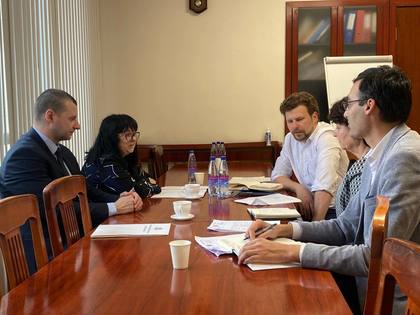 Посланик Мая Добрева се срещна с министъра на образованието и изследванията на Молдова Дан Перчун