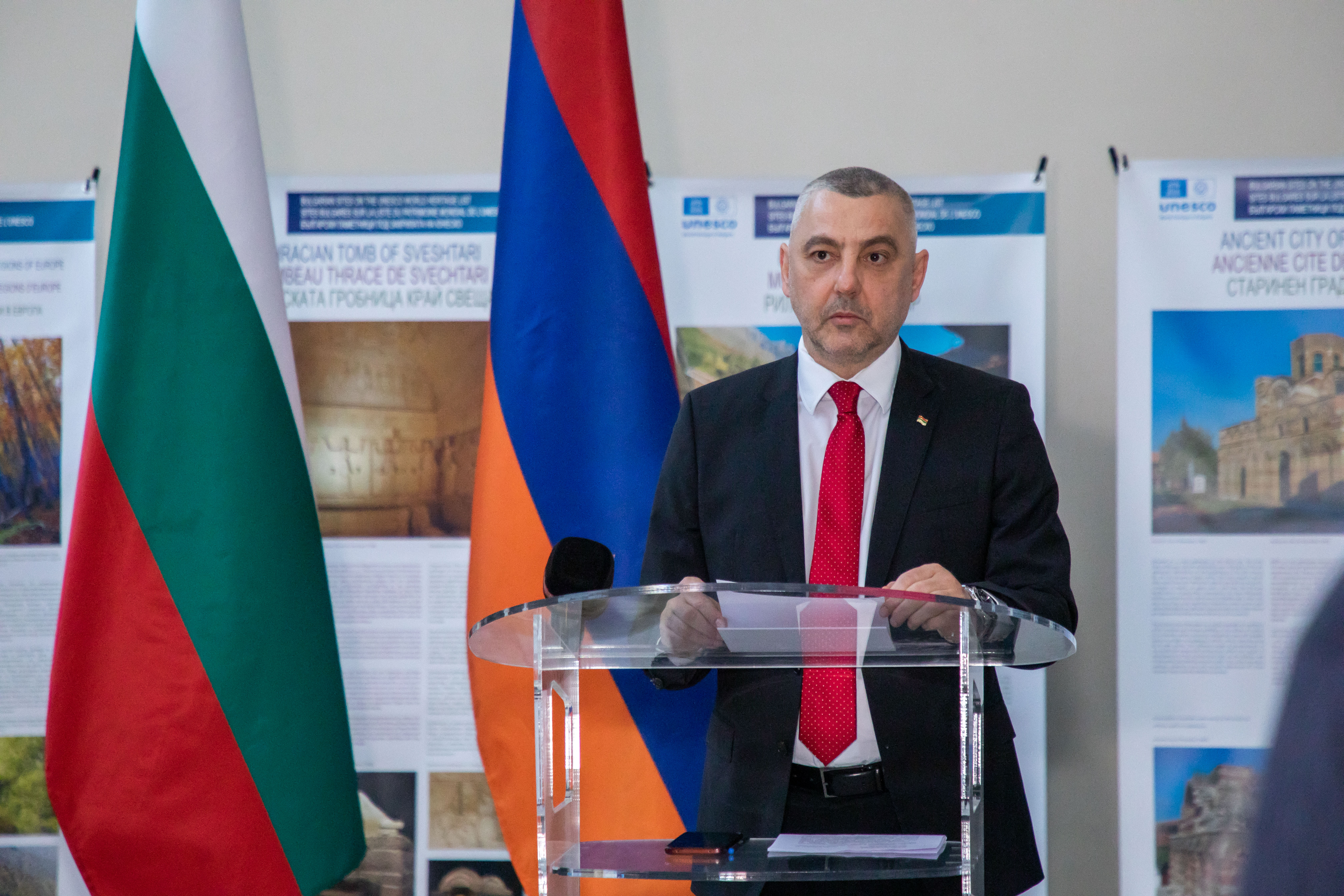 В тържествената зала на Националния политехнически университет на Армения бе отбелязан Националния празник на България