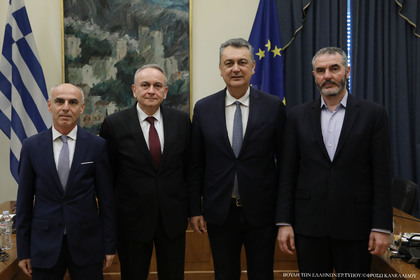 На 4 април т.г. посланик Валентин Порязов проведе работна среща с ръководството на парламентарната група за приятелство с България в гръцкия Парламент. 