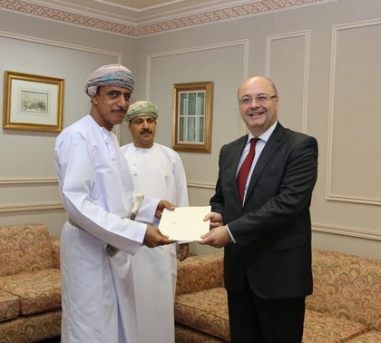 Връчени копия на акредитивните писма на посланик Метин Казак в Султаната Оман