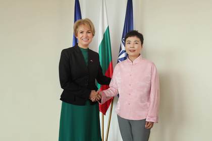 Deputy Minister Nevyana Miteva received copies of the credentials of the new Chinese Ambassador to Bulgaria H. E. Ms. Dai Qingli