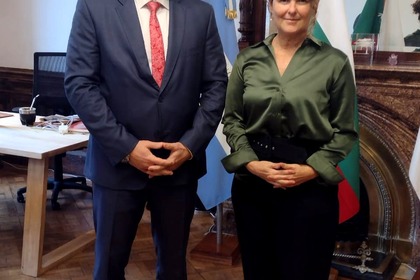 Среща на посланик Михайлов с министъра на културата на Автономния град на Буенос Айрес