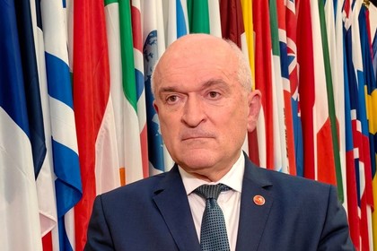 Служебният премиер участва в Министерската среща на Съвета на ОИСР през май 2024 г. и се срещна с генералния секретар Матиас Корман