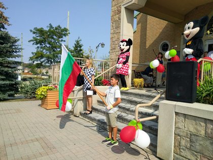 Откриване на новата учебна година в българското неделно училище „Канев“ при БИПЦ „Св. Димитър“ в Брамптън