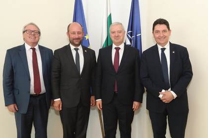Minister Ivan Kondov received two French senators at the Foreign Ministry