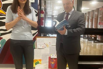Minister of Foreign Affairs Ivan Kondov visited the Bulgarian Sunday School ‘Hristo Botev’ in the USA