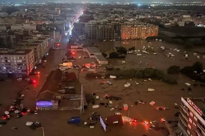 Обявена е извънредна ситуация в област Валенсия поради проливни дъждове и наводнения