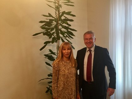 Посланик Димитрова разговаря с хърватски депутати