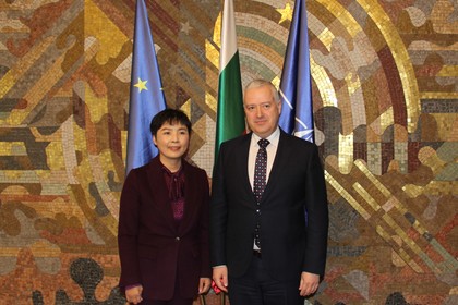Minister of Foreign Affairs Mr Ivan Kondov received the Ambassador of the People’s Republic of China Ms Dai Qingli