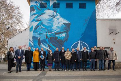 Minister Ivan Kondov opened the last mural in the competition ‘Bulgaria — More Beautiful in NATO’