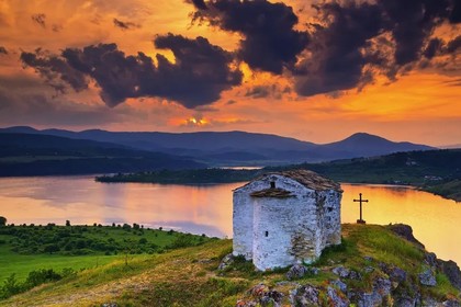 Публикация за България с културно-историческо съдържание в испанските медии