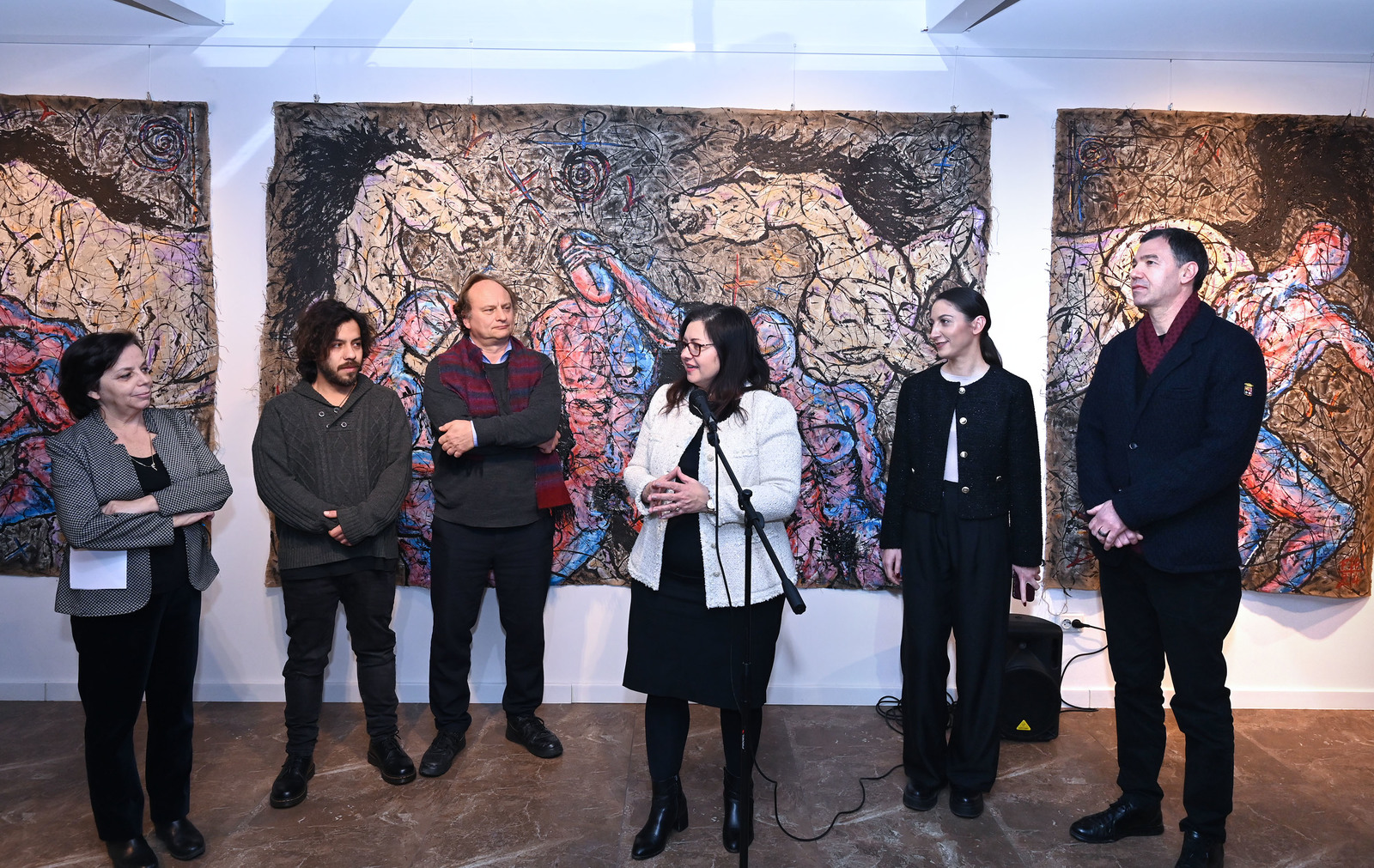 С международната изложба „Vibration. The fluid movement of a human body“ започна програмата на юбилейната година на Държавния културен институт
