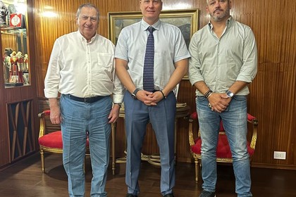 Среща на посланик Михайлов с представители на компаниите „Елика“ и „Industrias Savini SRL“