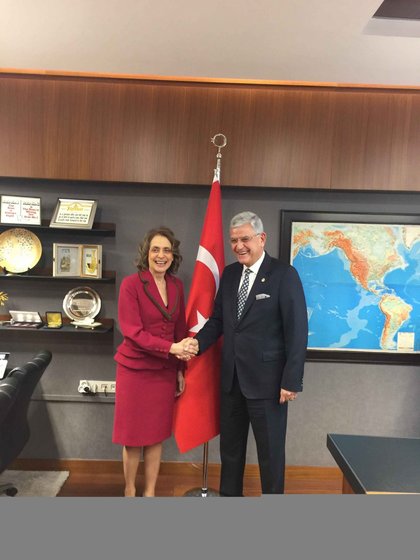 Посланик Нейнски се срещна с председателя на парламентарната Комисия по външна политика на Великото национално събрание на Турция Волкан Бозкър