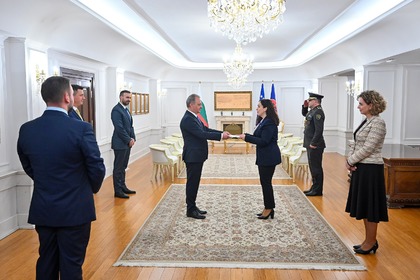 Връчване на акредитивните писма от посланик Христо Краевски