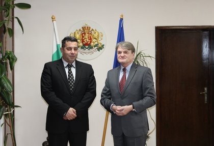Среща на посланик Чуров с областния управител на Русе Галин Григоров