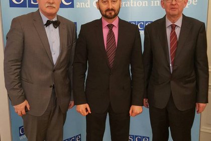 Среща на посланик Спасов с представители на Академичната мрежа на ОССЕ