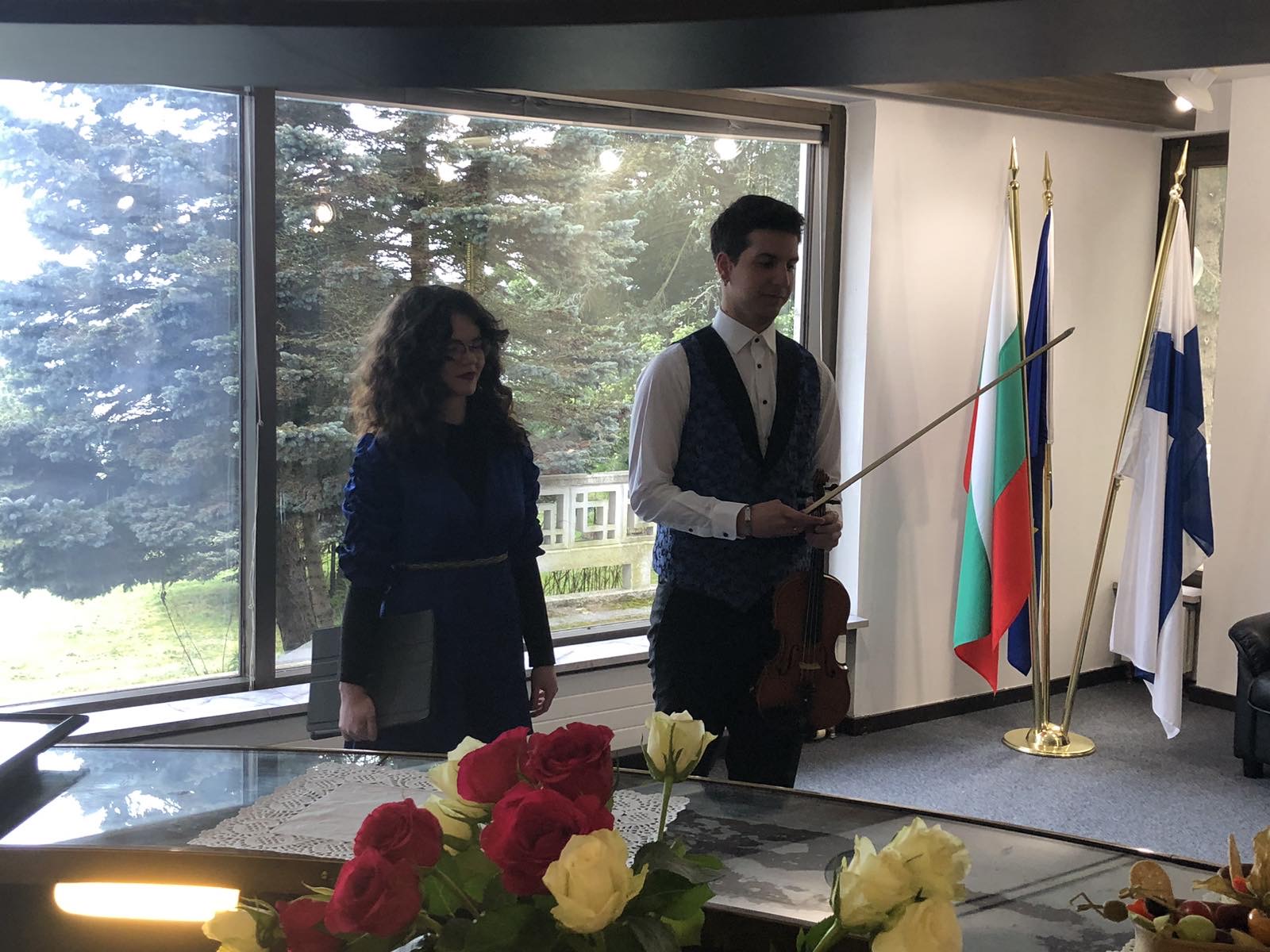 Отбелязване на Деня на светите братя Кирил и Методий, на българската азбука, просвета и култура и на славянската книжовност – 24-ти май и изпращане на абитуриентите на Българското неделно училище „АБВ” във Финландия