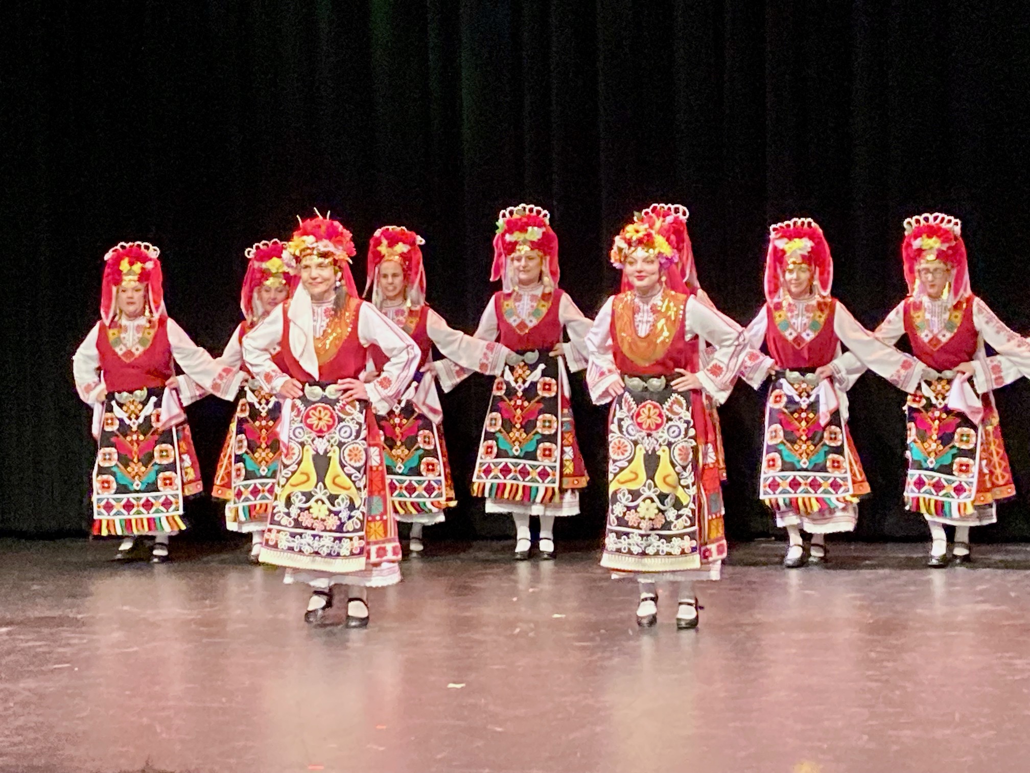 Honorary award granted to the Bulgarian Folklore Ensemble "Rodina" (Ottawa) on the occasion of its 25th anniversary