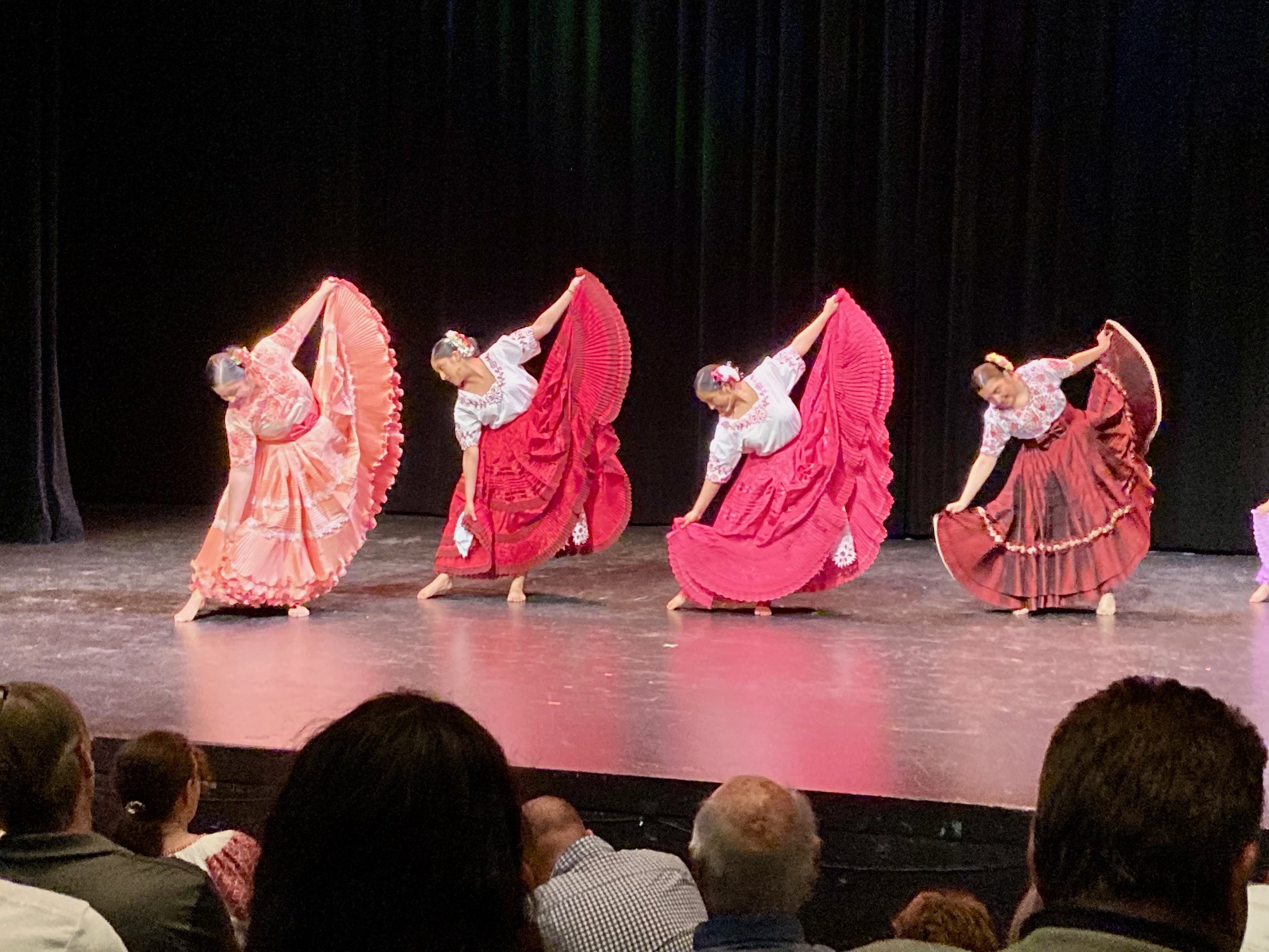 Honorary award granted to the Bulgarian Folklore Ensemble "Rodina" (Ottawa) on the occasion of its 25th anniversary