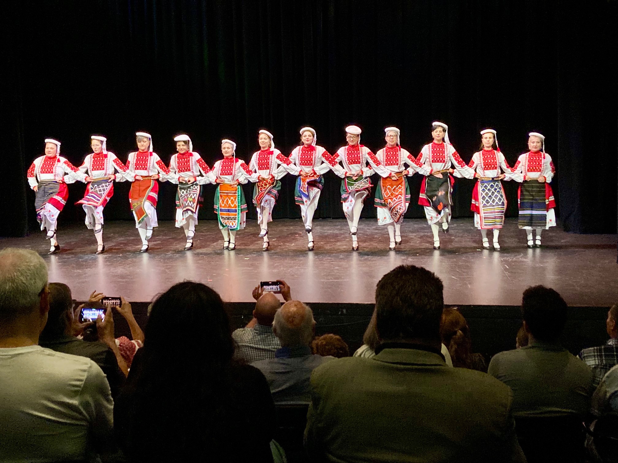 Honorary award granted to the Bulgarian Folklore Ensemble "Rodina" (Ottawa) on the occasion of its 25th anniversary