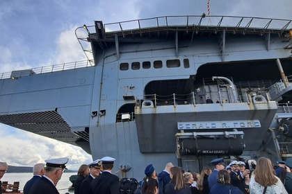 Прием на САЩ в Осло на борда на Gerald R. Ford (CVN 78)