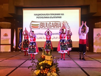 Националният празник на България бе отбелязан в Катар с фолклорна програма