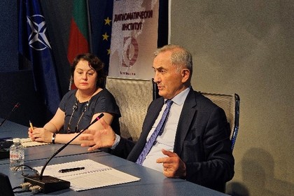 The BSEC PERMIS Secretary General Ambassador Lazar Comănescu paid a visit to Bulgaria