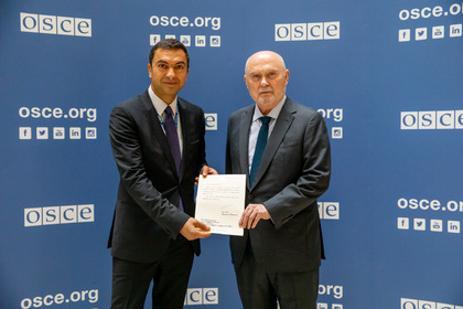 Постоянният представител на Република България към ООН, ОССЕ и други международни организации във Виена, посланик Иван Господинов, връчи акредитивните си писма на генералния секретар на ОССЕ, Феридун Синирлиоглу