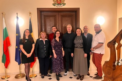 Писателката Антония Апостолова представи новия си роман пред българската общност в Белгия