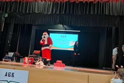 Коледно тържество на училище „Азбукарче“, Глазгоу