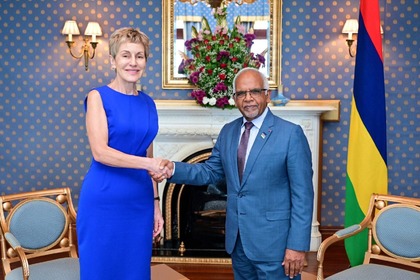 Връчване на акредитивни писма и проведени срещи от посланик Мария П. Цоцоркова в Р Мавриций