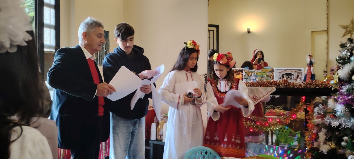 ДЕЦАТА ОТ БЪЛГАРСКОТО НЕДЕЛНО УЧИЛИЩЕ В МАРОКО ОТБЕЛЯЗАХА НАСТЪПВАЩИТЕ КОЛЕДНИ И НОВОГОДИШНИ ПРАЗНИЦИ